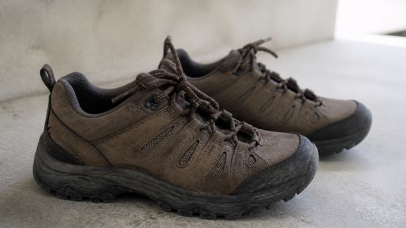 Zoom sur les chaussures pour terrains accidentés : critères, modèles phares et conseils d’entretien