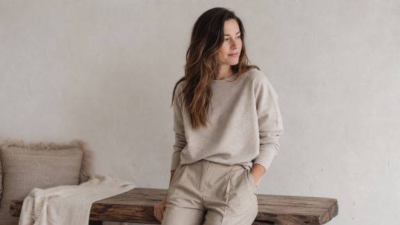 Comment adopter les looks monochromes au quotidien