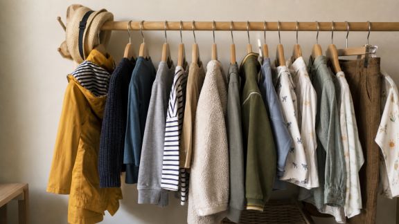 Les astuces pour adapter une garde-robe d’enfant aux changements de température